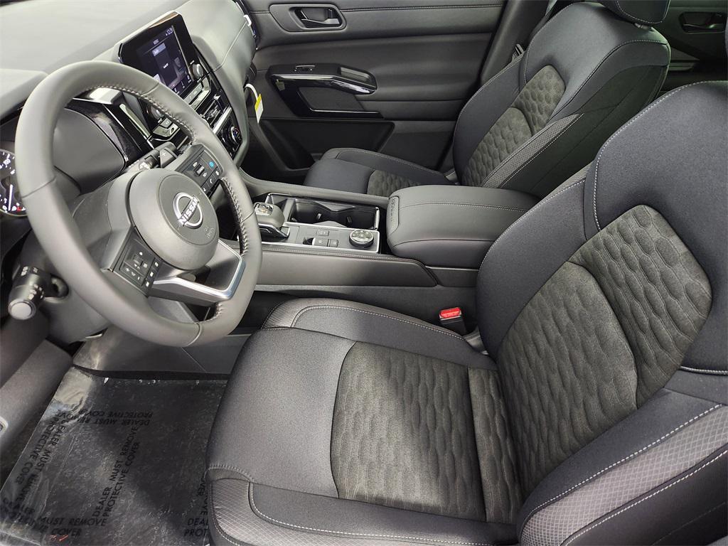 new 2025 Nissan Pathfinder car, priced at $41,849