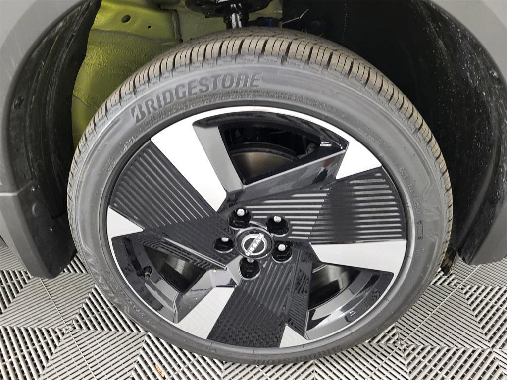 new 2026 Nissan Kicks car, priced at $32,030