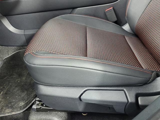 new 2025 Nissan Kicks car, priced at $29,497