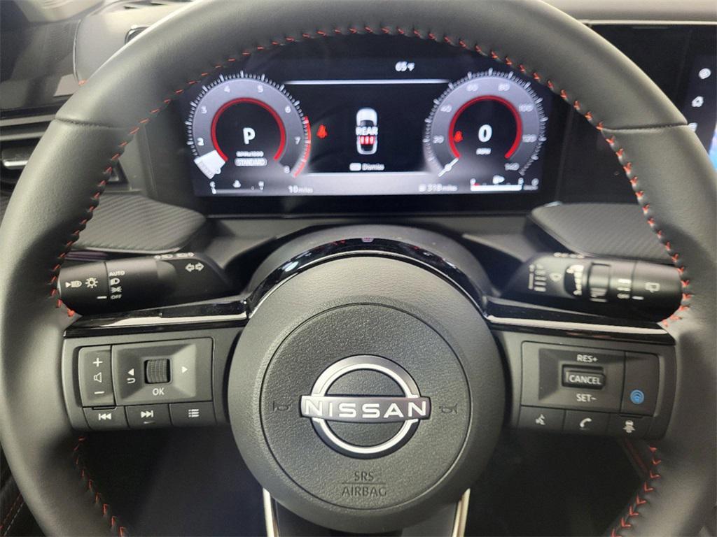 new 2025 Nissan Kicks car, priced at $29,497