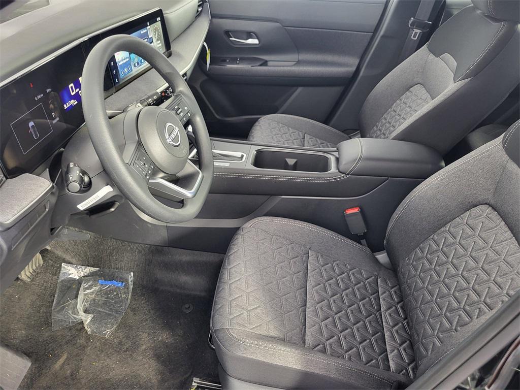 new 2025 Nissan Kicks car, priced at $28,425