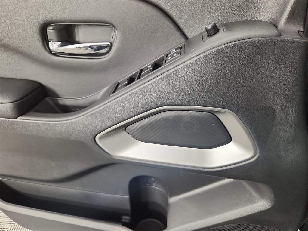 new 2025 Nissan Frontier car, priced at $41,059