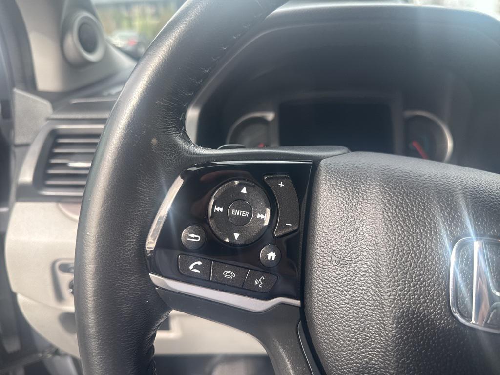 used 2022 Honda Pilot car, priced at $31,900