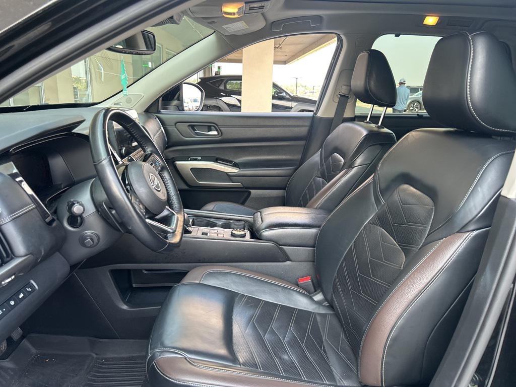 used 2022 Nissan Pathfinder car, priced at $30,000