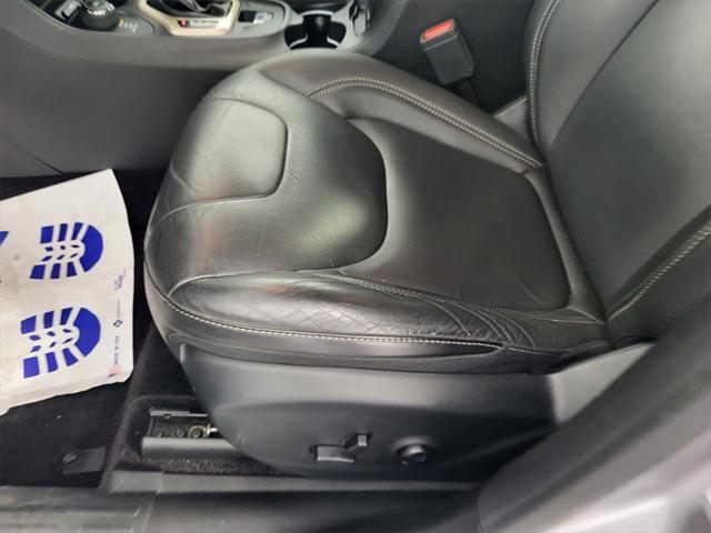 used 2018 Jeep Cherokee car, priced at $20,818