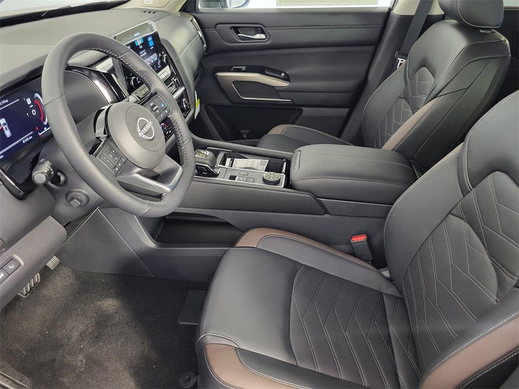 new 2025 Nissan Pathfinder car, priced at $53,136