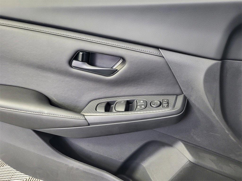 new 2025 Nissan Sentra car, priced at $22,290