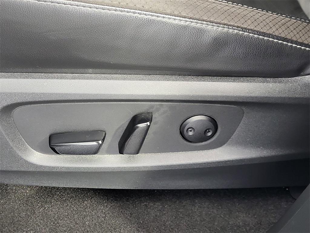 used 2022 Nissan Pathfinder car, priced at $24,700