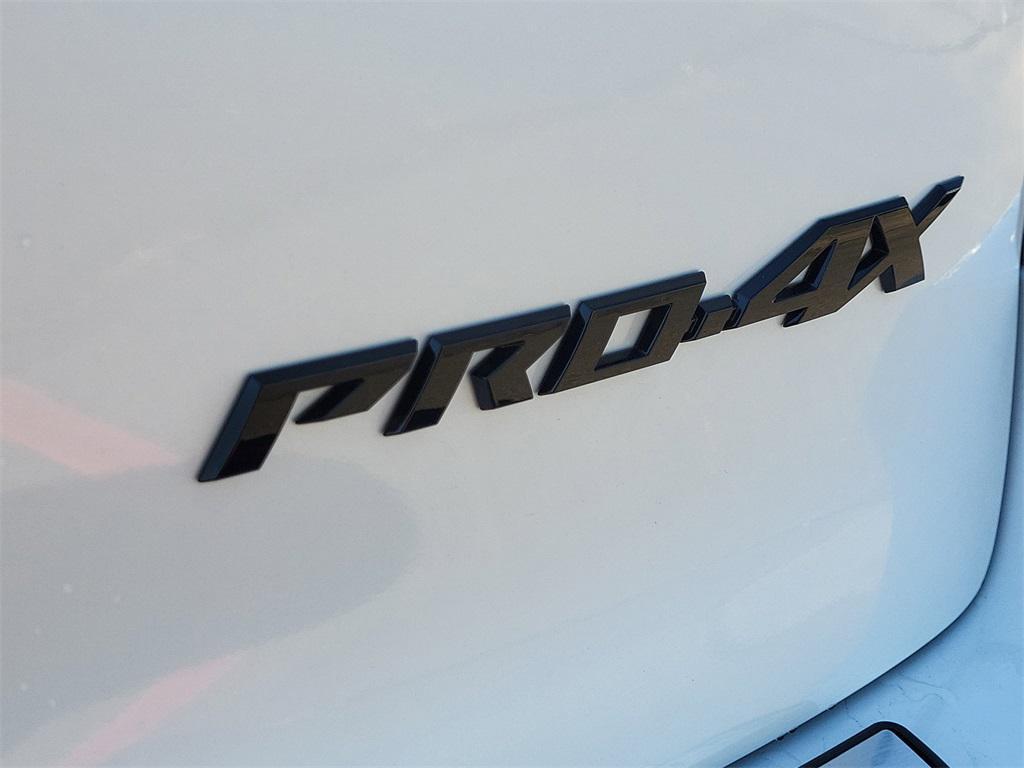 new 2025 Nissan Armada car, priced at $73,524