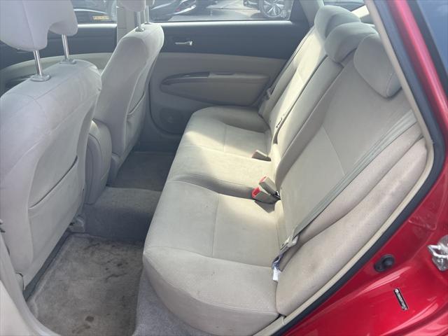 used 2007 Toyota Prius car, priced at $5,300