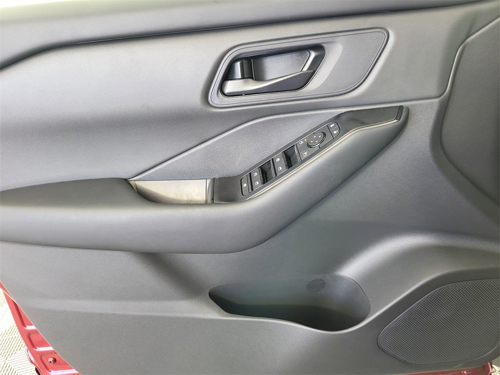 new 2025 Nissan Rogue car, priced at $27,510