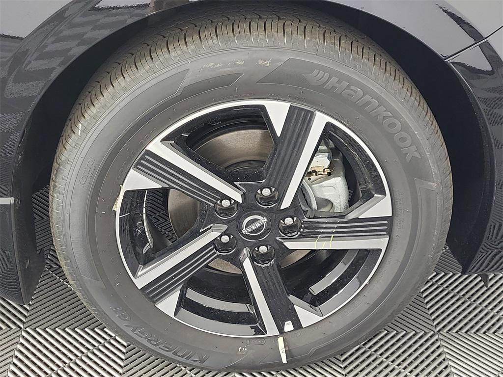 new 2025 Nissan Sentra car, priced at $23,686