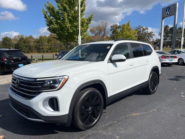 new 2025 Volkswagen Atlas car, priced at $48,820