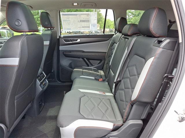 new 2025 Volkswagen Atlas car, priced at $43,987