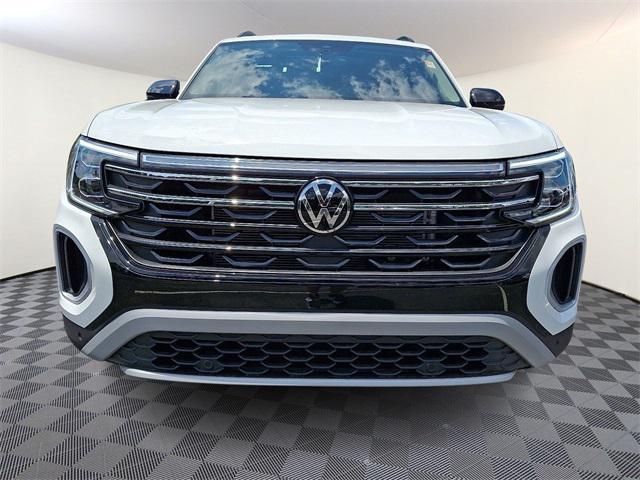 new 2025 Volkswagen Atlas car, priced at $43,347
