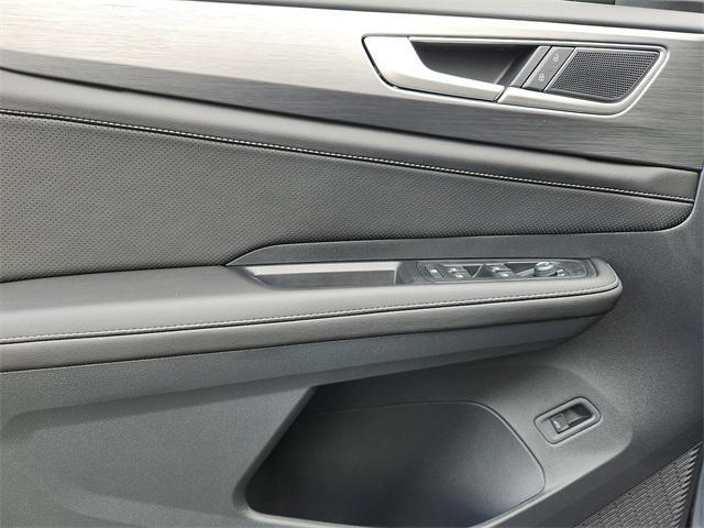 new 2026 Volkswagen Atlas Cross Sport car, priced at $47,538