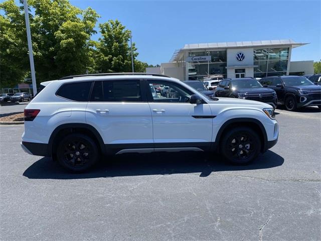 new 2024 Volkswagen Atlas car, priced at $48,556