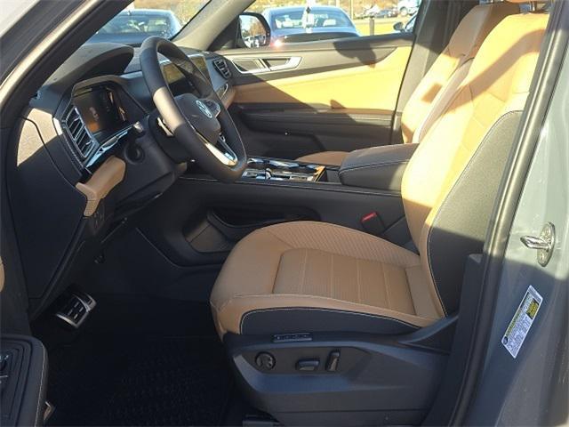 new 2026 Volkswagen Atlas Cross Sport car, priced at $51,933