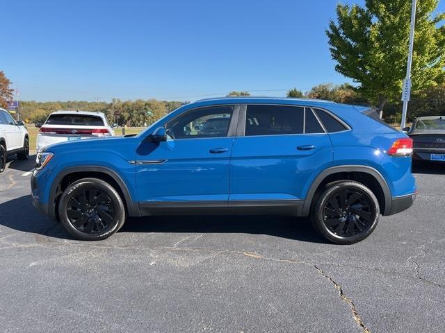 new 2025 Volkswagen Atlas Cross Sport car, priced at $43,615