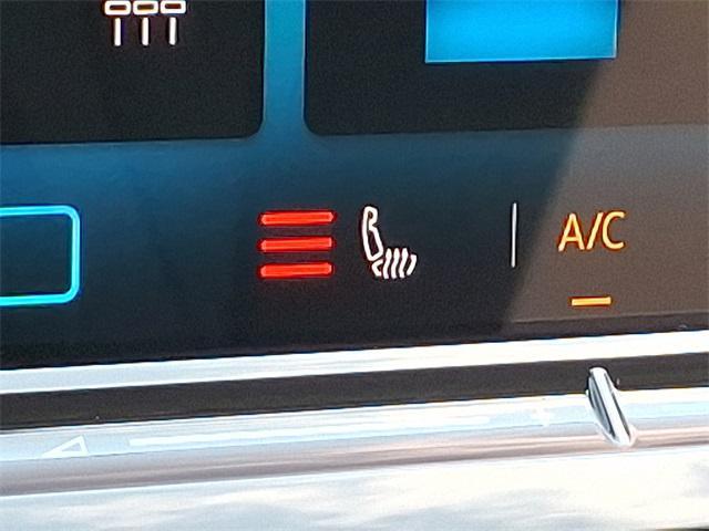 new 2025 Volkswagen Tiguan car, priced at $32,576