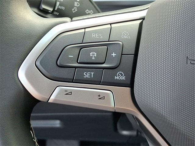 new 2025 Volkswagen Tiguan car, priced at $32,280