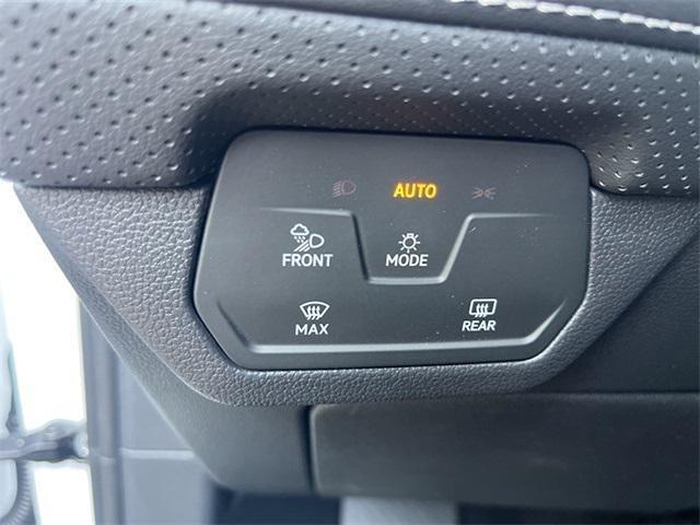 new 2025 Volkswagen Atlas car, priced at $46,504