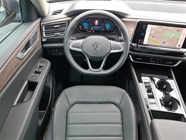 new 2025 Volkswagen Atlas car, priced at $45,461