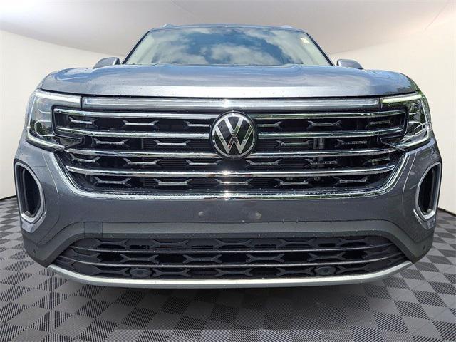 new 2025 Volkswagen Atlas car, priced at $45,461