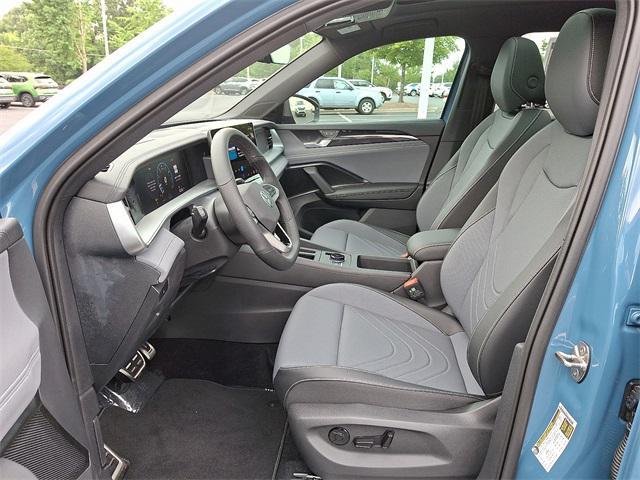new 2025 Volkswagen Tiguan car, priced at $37,941