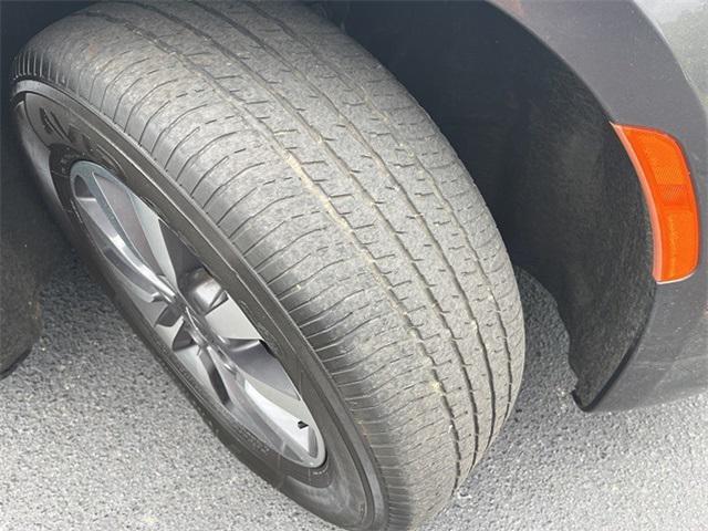 used 2023 Chrysler Pacifica Hybrid car, priced at $23,988
