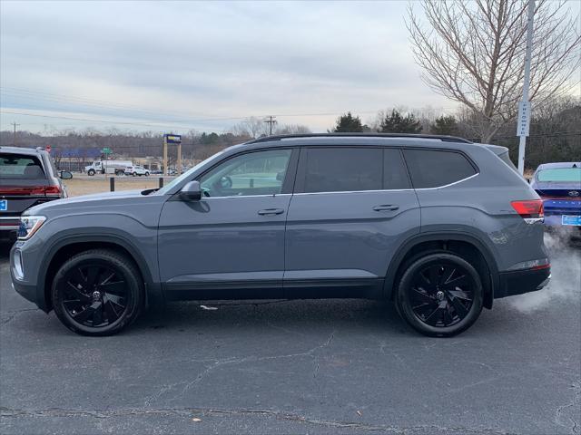 new 2025 Volkswagen Atlas car, priced at $42,631