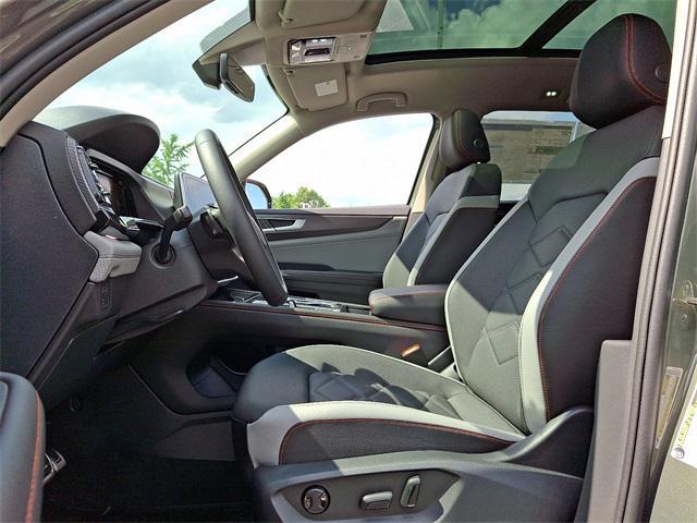 new 2025 Volkswagen Atlas car, priced at $43,834