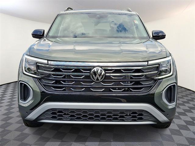 new 2025 Volkswagen Atlas car, priced at $43,834
