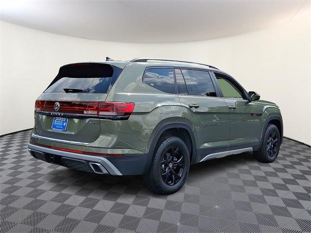 new 2025 Volkswagen Atlas car, priced at $43,146
