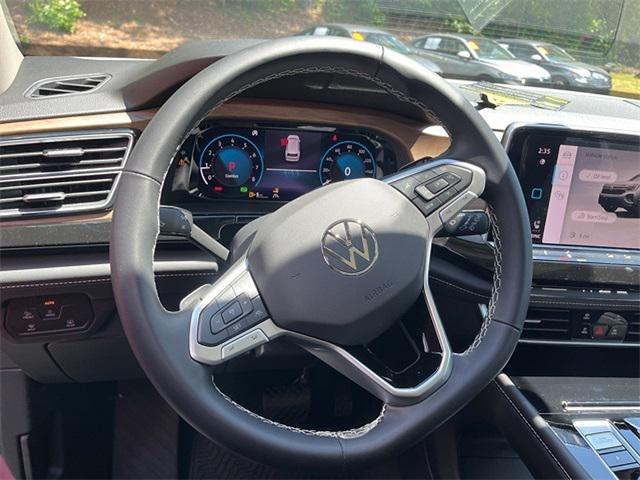 new 2025 Volkswagen Atlas car, priced at $46,280