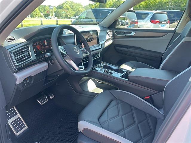 new 2025 Volkswagen Atlas car, priced at $47,585