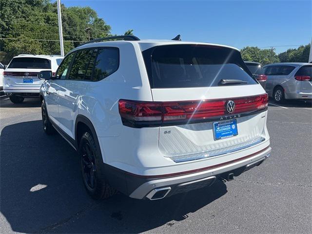 new 2025 Volkswagen Atlas car, priced at $47,585