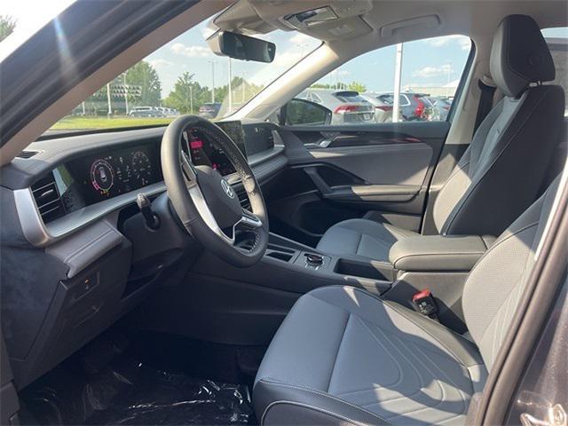 new 2025 Volkswagen Tiguan car, priced at $34,826