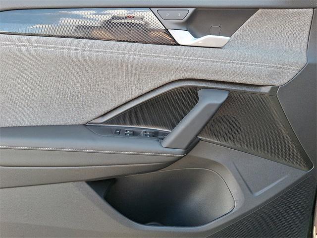 new 2025 Volkswagen Tiguan car, priced at $30,401