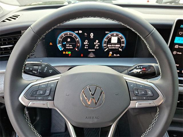 new 2025 Volkswagen Tiguan car, priced at $30,401