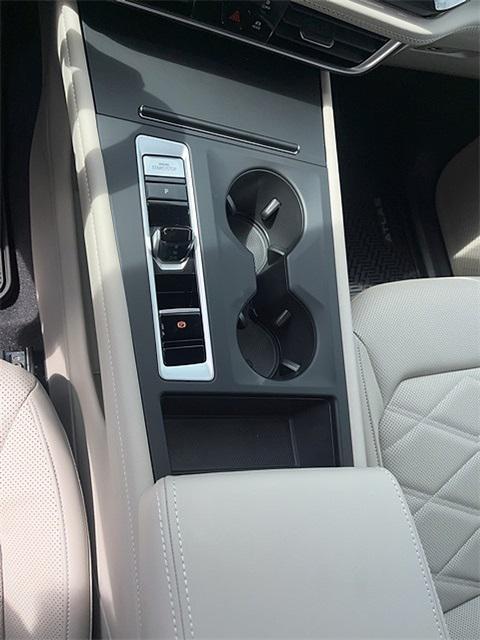 new 2025 Volkswagen Atlas car, priced at $40,250