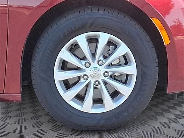 used 2019 Chrysler Pacifica car, priced at $12,988