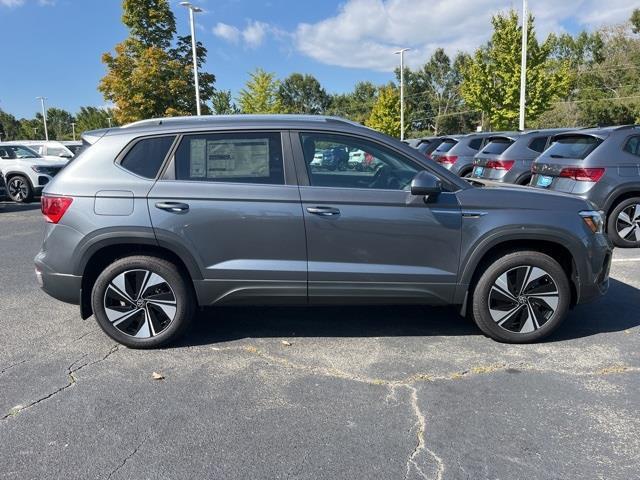 new 2024 Volkswagen Taos car, priced at $28,966