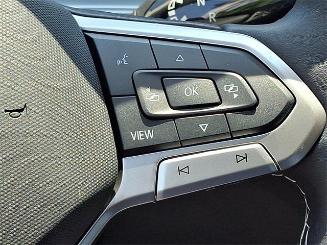 new 2025 Volkswagen Tiguan car, priced at $33,010