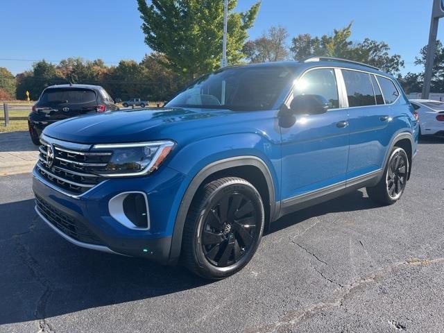 new 2025 Volkswagen Atlas car, priced at $44,826