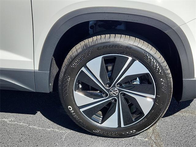 new 2025 Volkswagen Taos car, priced at $29,615