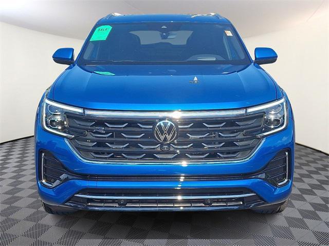 new 2025 Volkswagen Atlas Cross Sport car, priced at $50,576