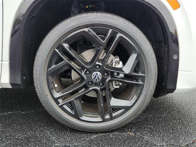 new 2026 Volkswagen Tiguan car, priced at $39,882