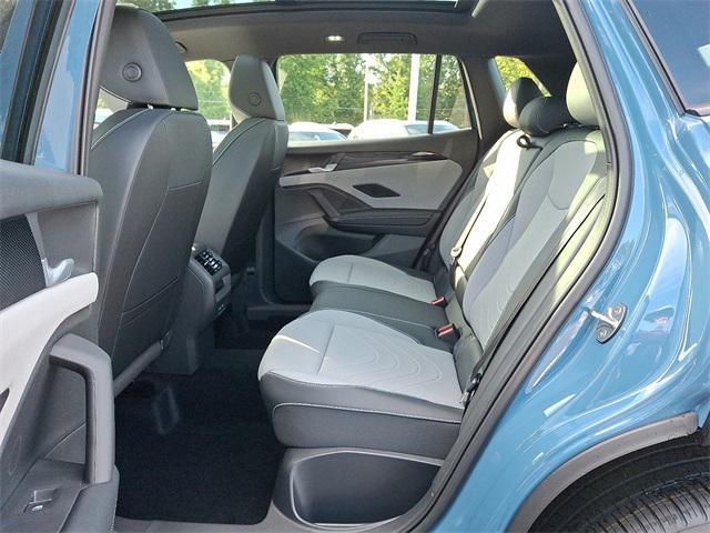 new 2025 Volkswagen Tiguan car, priced at $38,895