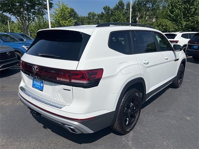 new 2025 Volkswagen Atlas car, priced at $43,834